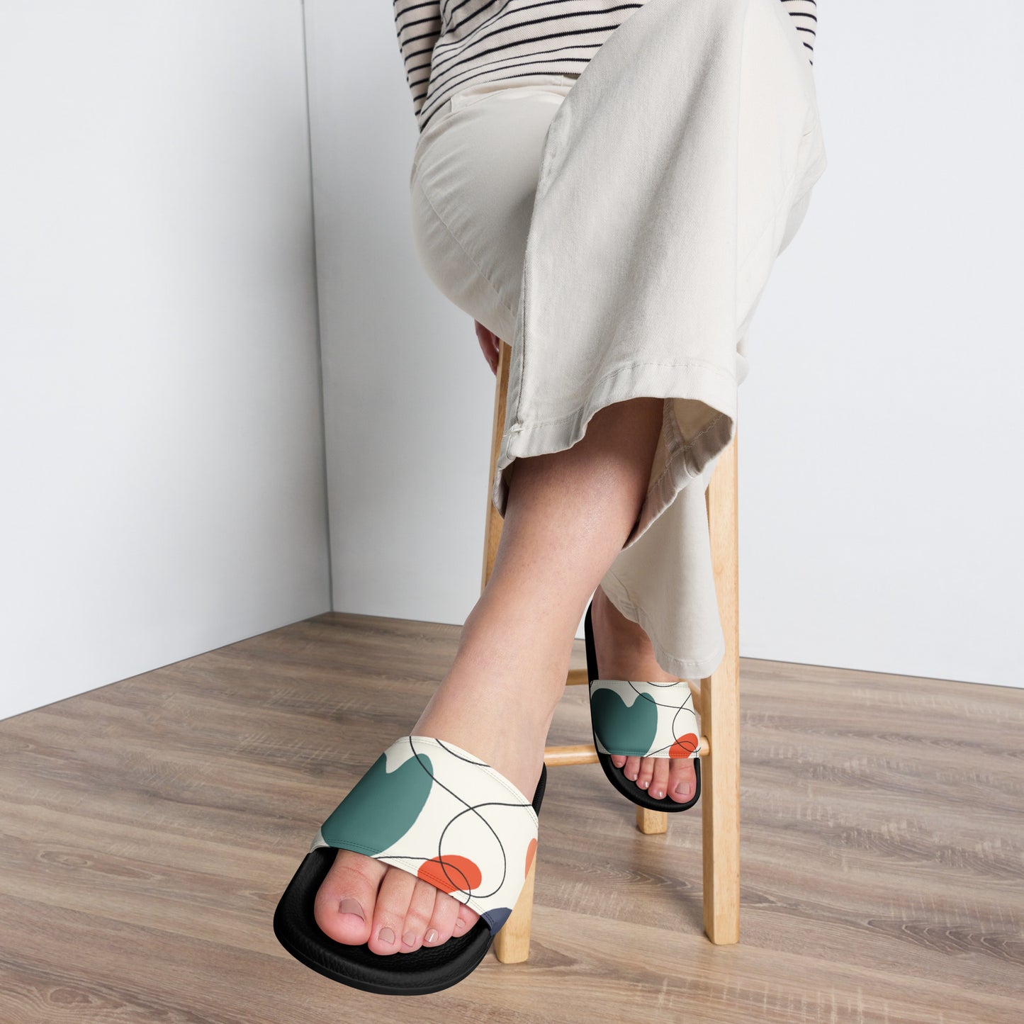 Women's slides - modern pattern