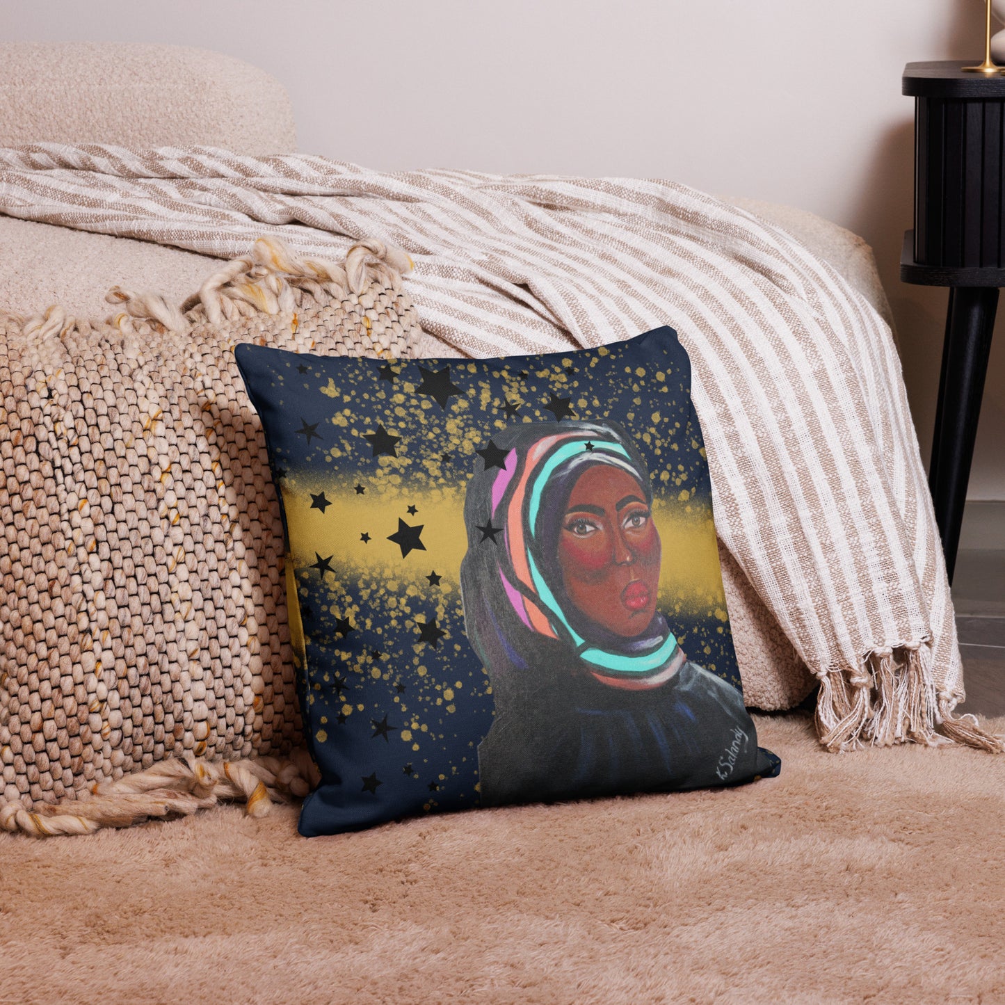 Premium Pillow - Crown Lady