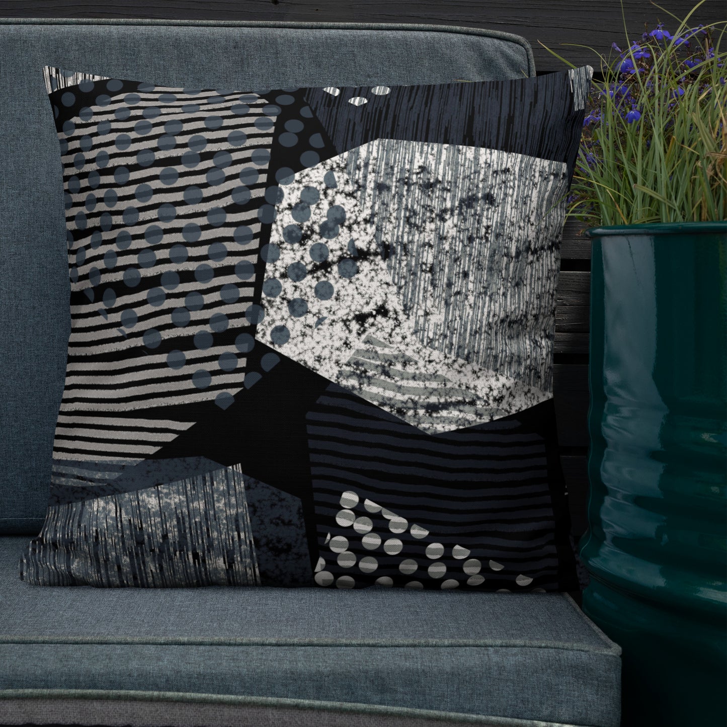Premium Pillow - Minimalist Black & White