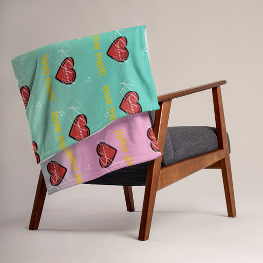 "Love me" Throw Blanket